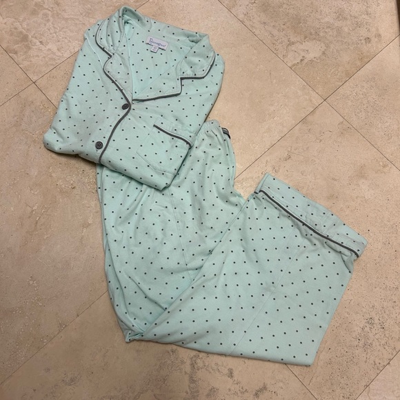 The PajamaGram Co, Women’s 2pc set - Picture 5 of 9